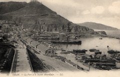 63 le port au pied du Murdjajo